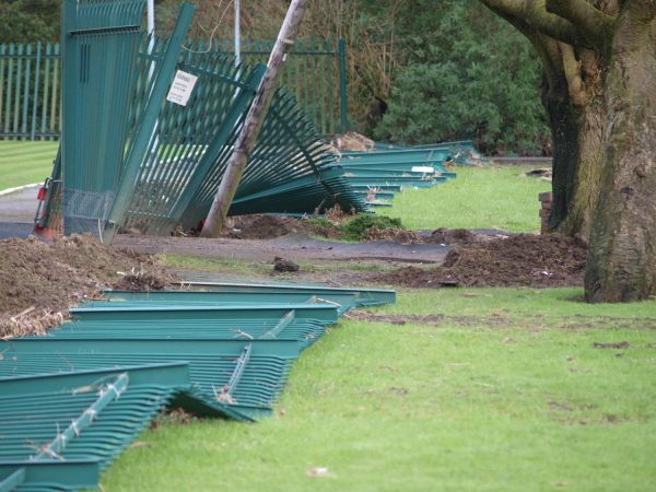 Aftermath of Boxing Day Floods Nuttall Park
14-Leisure-01-Parks and Gardens-001-Nuttall Park General
Keywords: 2016