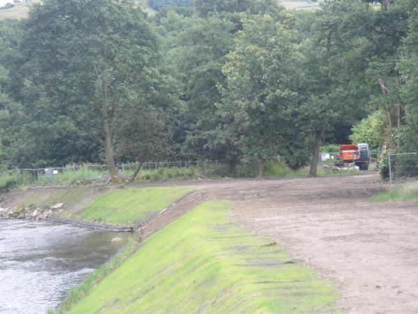 Construction of Flood Defence Nuttall Park
14-Leisure-01-Parks and Gardens-001-Nuttall Park General
Keywords: 2016