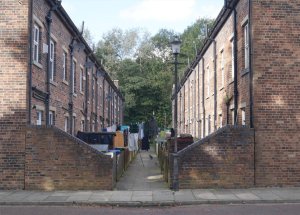 Back Holly/ Beech Street, Summerseat
17-Buildings and the Urban Environment-05-Street Scenes-028-Summerseat area
Keywords: 2016