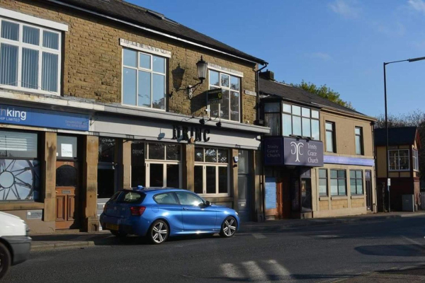 The new cafe called Drinc in the old Barclays Bank building 
to be catalogued
Keywords: 2016