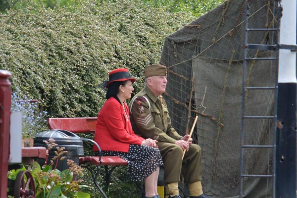 1940's weekend
14-Leisure-04-Events-003-1940s weekends
Keywords: 2016