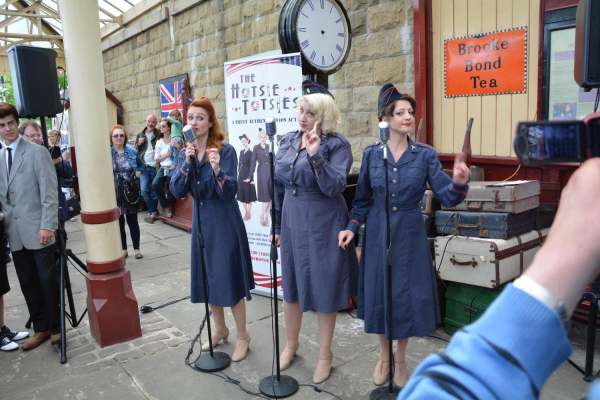 1940s Weekend  - The Hotsie Totsies
14-Leisure-04-Events-003-1940s weekends
Keywords: 2016