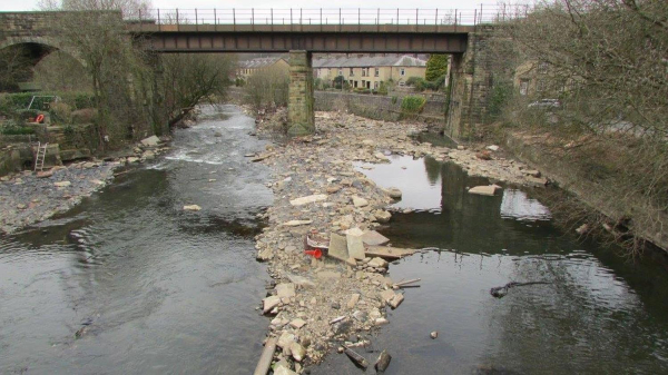 the River Irwell at Summerseat before the clean up 
17-Buildings and the Urban Environment-05-Street Scenes-028-Summerseat Area
Keywords: 2016