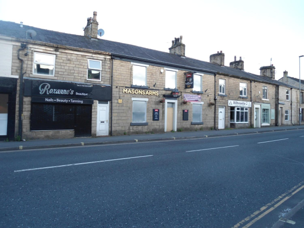 Masons Arms and Shops on Bolton Road West
14-Leisure-05-Pubs-018-Masons Arms then Holcombe Tap
Keywords: 2017