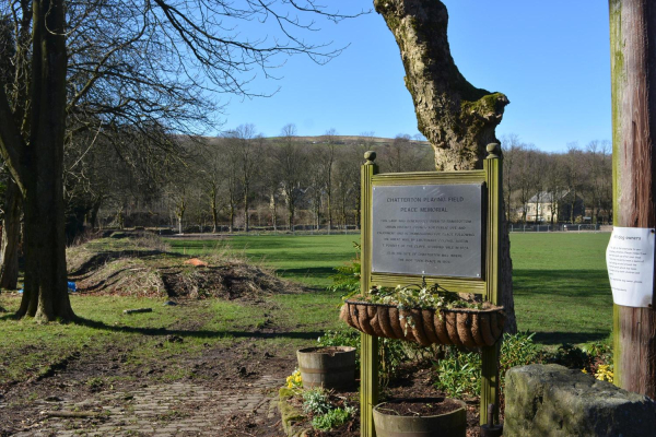 Chatterton Playing Field Peace Memorial board close up
17-Buildings and the Urban Environment-05-Street Scenes-032 Chatterton Area
Keywords: 2017