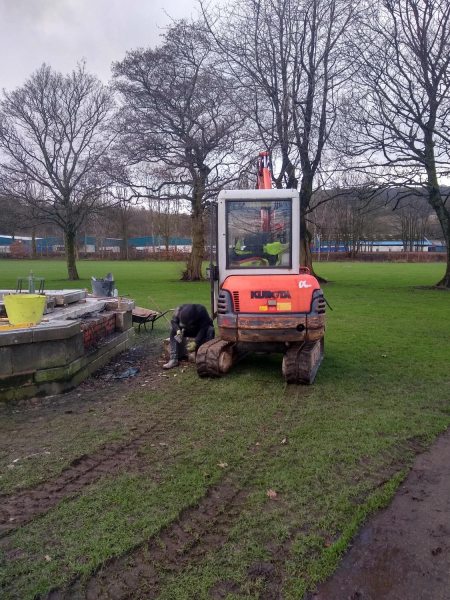 Nuttall Park bandstand repairs
14-Leisure-01-Parks and Gardens-001-Nuttall Park General
Keywords: 2019
