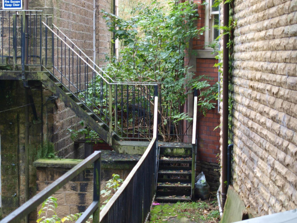 Back of Civic Buildings on Market Street
17-Buildings and the Urban Environment-05-Street Scenes-011-Edenfield
Keywords: 2019