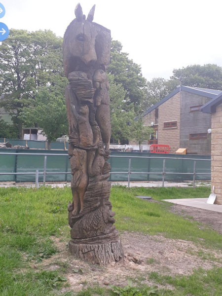 Totem Pole Carving Bleakholt Animal Sanctuary 
17-Buildings and the Urban Environment-05-Street Scenes-011-Edenfield
Keywords: 2019