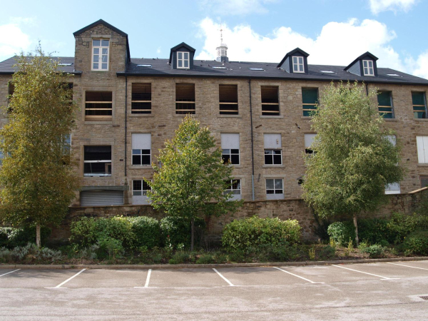 Cobden Mill with the Weather Vane from Ramsbottom Cottage Hospital now in place
02-Industry-01-Mills-022-Cobden Mill
Keywords: 2019