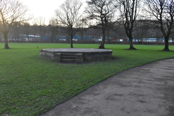 Nuttall Park Bandstand being redeveloped
14-Leisure-01-Parks and Gardens-001-Nuttall Park General
Keywords: 2019