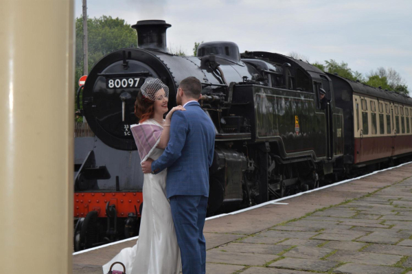 1940's wedding shoot for an online magazine
14-Leisure-04-Events-003-1940s weekends
Keywords: 2019