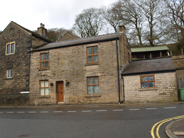Cottage Holcombe Village that was damaged by a Zeppelin Bomb 
17-Buildings and the Urban Environment-05-Street Scenes-014-Holcombe Village
Keywords: 2020