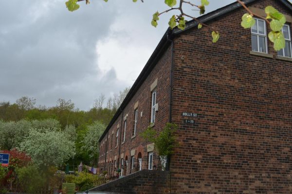 Brooksbottom
17-Buildings and the Urban Environment-05-Street Scenes-028-Summerseat area
Keywords: 2021