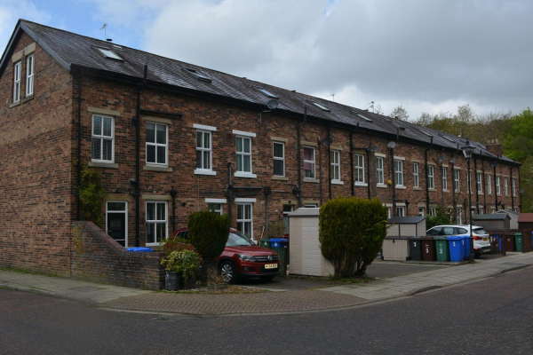 Brooksbottom
17-Buildings and the Urban Environment-05-Street Scenes-028-Summerseat area
Keywords: 2021