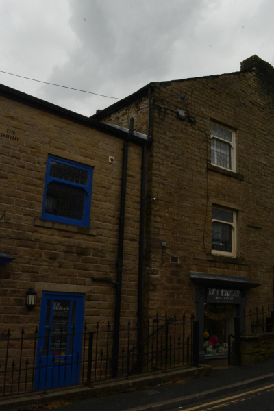 Smithy Street 
17-Buildings and the Urban Environment-05-Street Scenes-026-Square Street area
Keywords: 2021