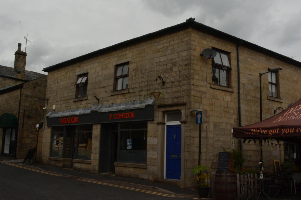 Smithy Street 
17-Buildings and the Urban Environment-05-Street Scenes-026-Square Street area
Keywords: 2021