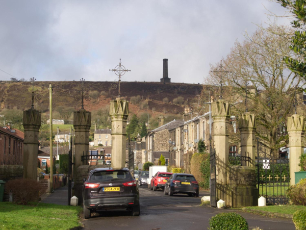 Holcombe Hill and Peel Tower looking up Cemetery Lane
17-Buildings and the Urban Environment-05-Street Scenes-007-Cemetery Road
Keywords: 2022