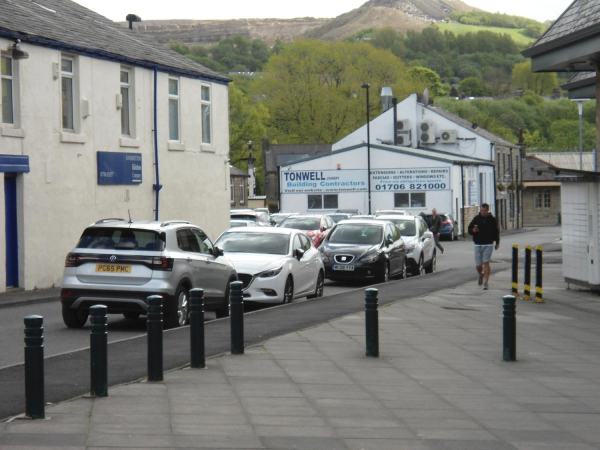 Ramsbottom Kitchen Company & Tonwell Contractors 
17-Buildings and the Urban Environment-05-Street Scenes-030-Union Street supermarket area
Keywords: 2022