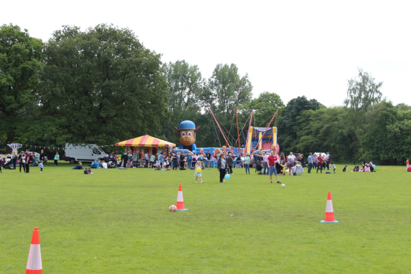 Queen Elizabeth II Platinum Jubilee Celebrations in Nuttall Park organised by Friends of Nuttall Park and Ramsbottom Rotary 
14-Leisure-01-Parks and Gardens-001-Nuttall Park General
Keywords: 2022