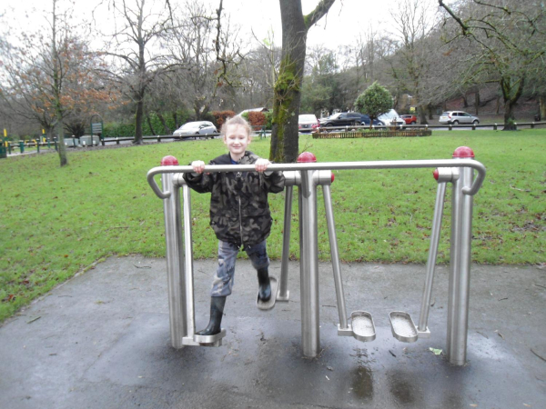 Keeping Fit 
14-Leisure-01-Parks and Gardens-001-Nuttall Park General
Keywords: 2023