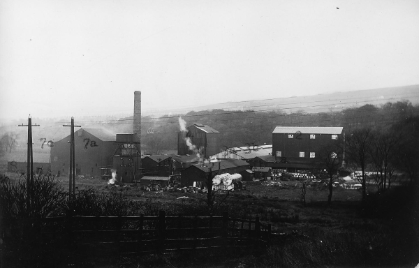 Ocean Chemical Works, 1928 from the Nuttall side, Signed James Velding (manager].
17-Buildings and the Urban Environment-05-Street Scenes-019-Nuttall area
Keywords: 1945