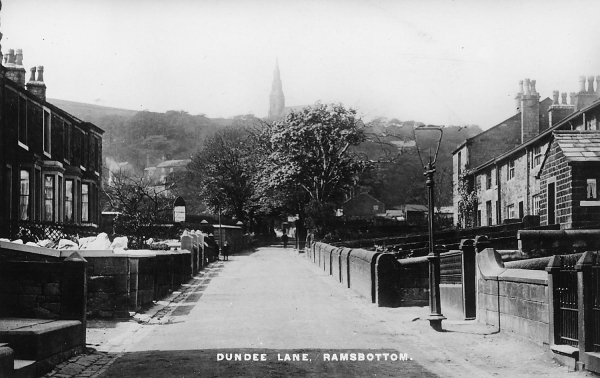 Dundee Lane, Rams. P/c published in 1920s 
17-Buildings and the Urban Environment-05-Street Scenes-010-Dundee Lane
Keywords: 1945