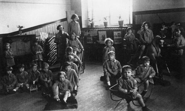 1935 Infants, Peel Brow School 
05-Education-02-Secondary Schools-001-Ramsbottom Secondary School
Keywords: 1945