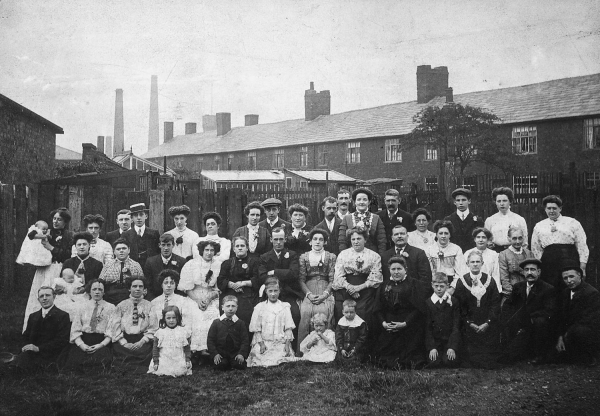 Group photo in Stubbins
17-Buildings and the Urban Environment-05-Street Scenes-027-Stubbins Lane and Stubbins area
Keywords: 1945