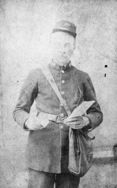 Richard Barlow (1865 - 1943) postman from 1882 - 1925 
09-People and Family-02-People-000-General
Keywords: 1945