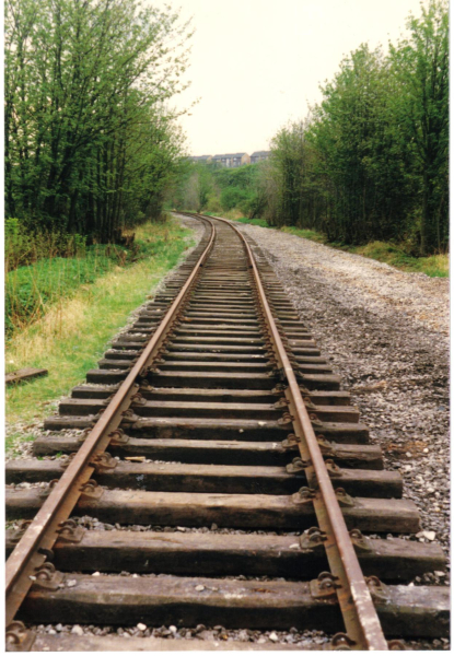  Railway line towards Summerseat
17-Buildings and the Urban Environment-05-Street Scenes-028-Summerseat area
Keywords: 1987