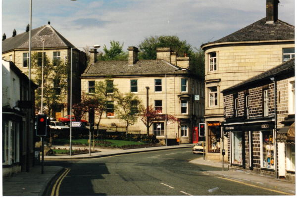 Civic hall from Bolton St 
17-Buildings and the Urban Environment-05-Street Scenes-031 Bolton Street
Keywords: 1987