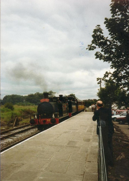 First steam train 
14-Leisure-04-Events-007-Return of Steam 1987
Keywords: 1987