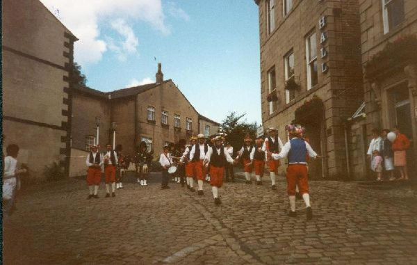 Morris dancing in Market Place 
17-Buildings and the Urban Environment-05-Street Scenes-017-Market Place
Keywords: 1987