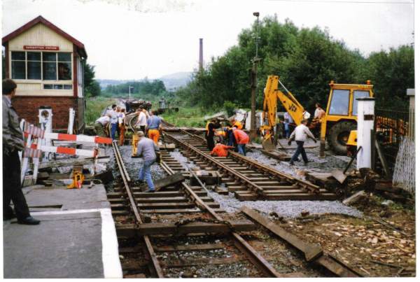 Laying  track on Bridge St 
16-Transport-03-Trains and Railways-000-General
Keywords: 1989