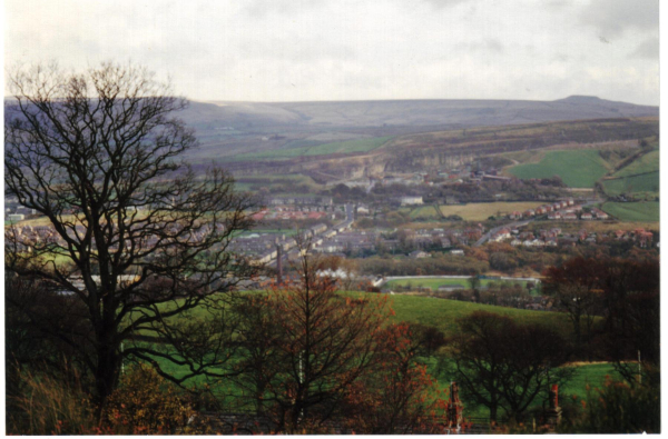 Ramsbottom from Holcombe Hill 
18-Agriculture and the Natural Environment-03-Topography and Landscapes-001-Holcombe Hill
Keywords: 1989