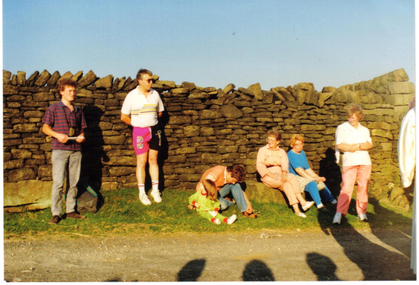 Heritage Hikers on route to Holcombe Hill
01-Ramsbottom Heritage Society-01-RHS Activities-000-General
Keywords: 1989