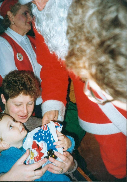 James Hibbert and mum on the Santa Special - Dec 89 
14-Leisure-04-Events-000-General

Keywords: 1990