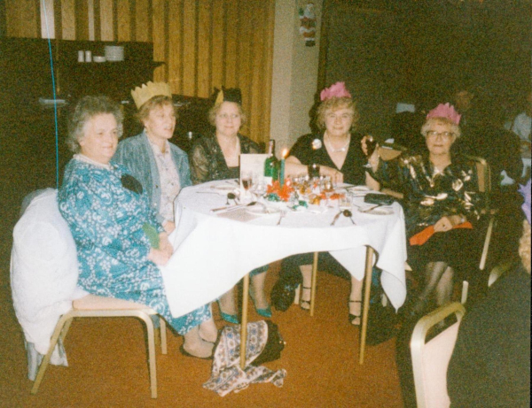 Christmas Dinner at Whitefield Training College
09-People and Family-02-People-000-General
Keywords: 1991