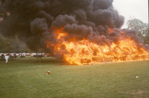 '' Great ball of fire ''
14-Leisure-04-Events-000-General
Keywords: 1991