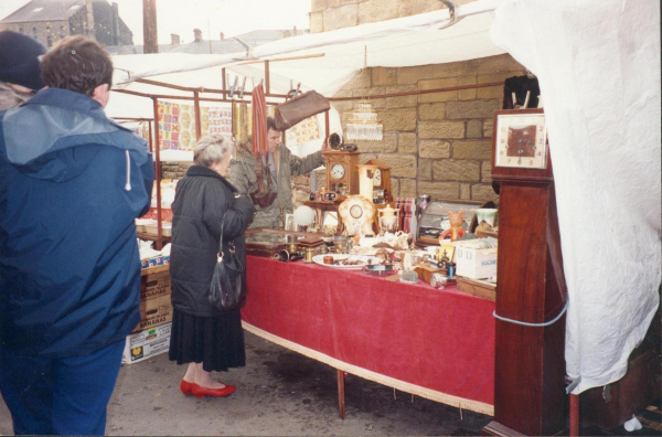 Saturday Market  all the different stalls are shown 
14-Leisure-04-Events-006-Markets
Keywords: 1993