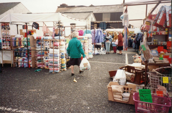 Saturday Market  all the different stalls are shown 
14-Leisure-04-Events-006-Markets
Keywords: 1996