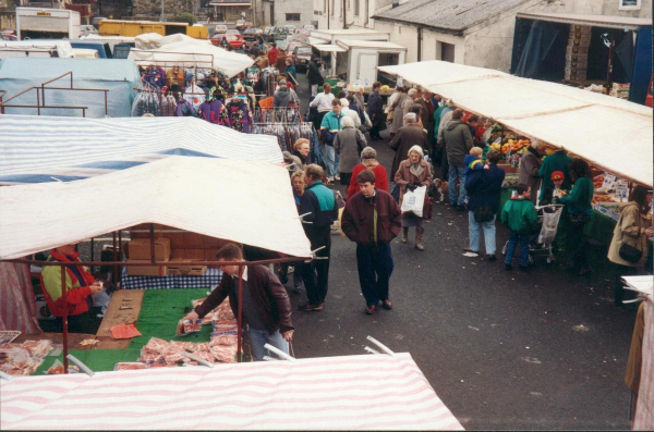 Saturday Market  all the different stalls are shown 
14-Leisure-04-Events-006-Markets
Keywords: 1997