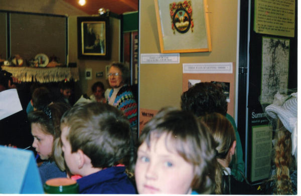 School Visit to the Heritage Centre 
01-Ramsbottom Heritage Society-01-RHS Activities-017-Heritage Centre
Keywords: 1991