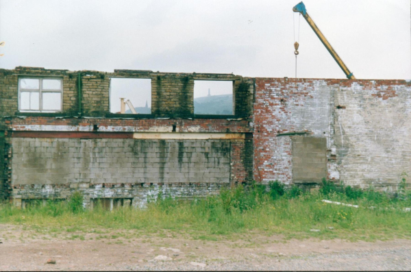 Rosebank mill being demolished 
02-Industry-01-Mills-012-Rosebank Printworks,Bolton Road North,Stubbins
Keywords: 1992