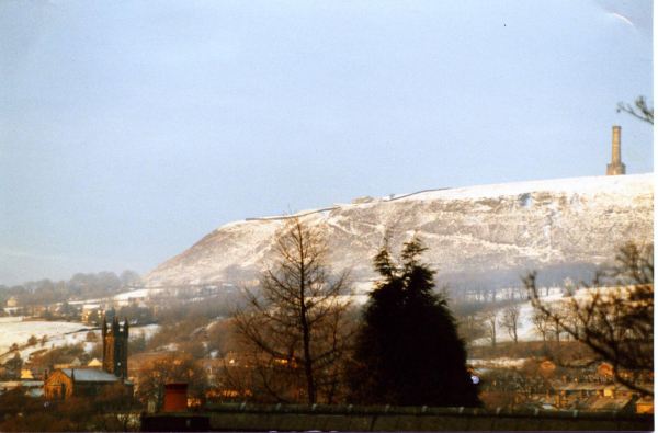 Christmas day snow with view of Peel Tower
18-Agriculture and the Natural Environment-03-Topography and Landscapes-001-Holcombe Hill
Keywords: 1994