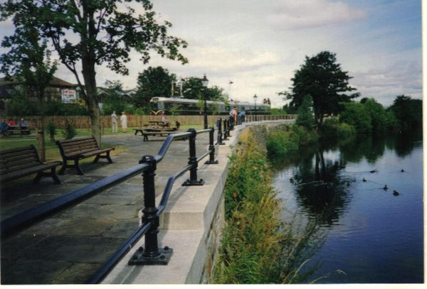 Rammy Wharf 
17-Buildings and the Urban Environment-05-Street Scenes-003-Bridge Street
Keywords: 1995