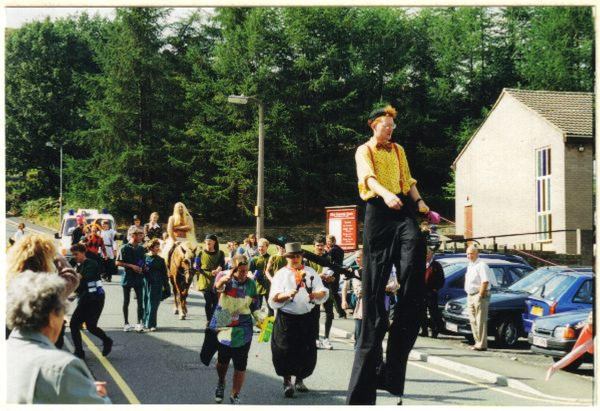 Ramsbottom 2000 procession - man on stilts on Carr Street
09-People and Family-02-People-000-General
Keywords: 1995