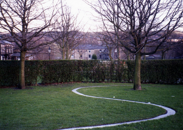 Sculpture path at the Wharf
17-Buildings and the Urban Environment-05-Street Scenes-003-Bridge Street
Keywords: 1997