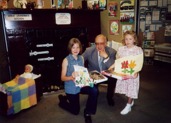 Winners of Ramsbottom in Bloom painting competition 
01-Ramsbottom Heritage Society-01-RHS Activities-017-Heritage Centre
Keywords: 1998