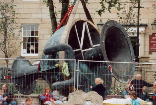 The Urn arrives 
17-Buildings and the Urban Environment-05-Street Scenes-017-Market Place
Keywords: 1998